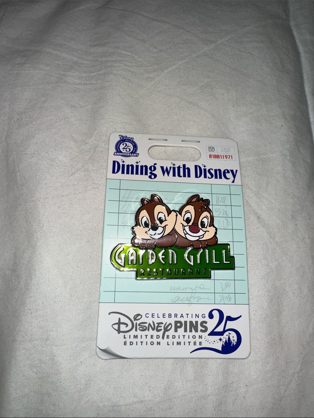 Dining with Disney Garden Grill Chip 'n' Dale Pin - Green Brown